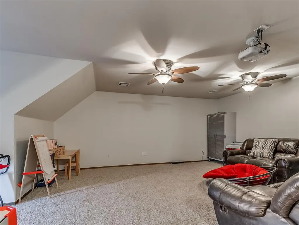 Photo 39 — 826 Silver Chase Drive, Choctaw, OK 73020