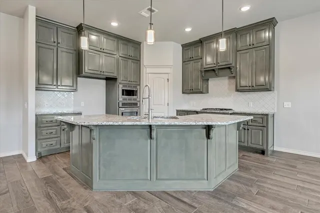 Photo 5 — 6505 Bent Wood Drive, Oklahoma City, OK 73169
