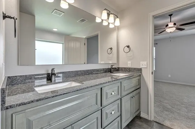 Photo 8 — 6505 Bent Wood Drive, Oklahoma City, OK 73169