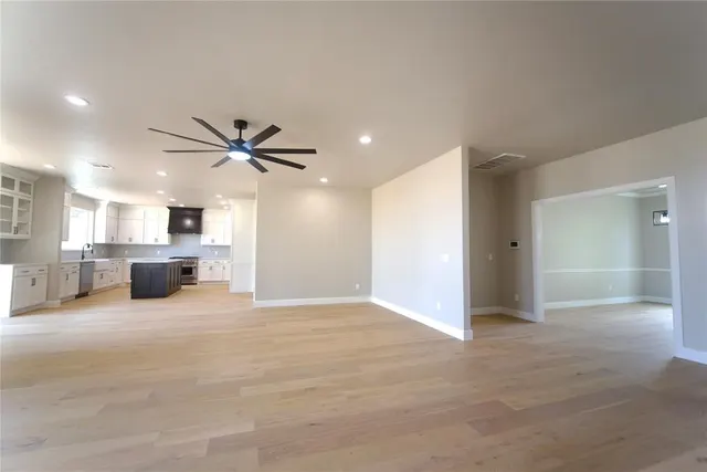 Photo 7 — 2616 Renwick Avenue, Oklahoma City, OK 73128