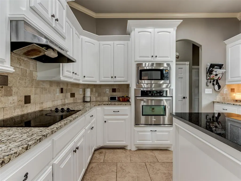 Photo 15 — 886 Silver Chase Drive, Choctaw, OK 73020