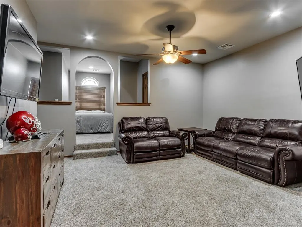 Photo 34 — 886 Silver Chase Drive, Choctaw, OK 73020