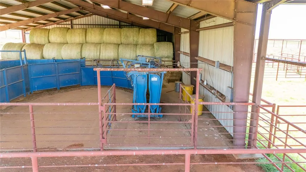 Photo 9 — 9829 N HWY 54 Highway, Weatherford, OK 73096