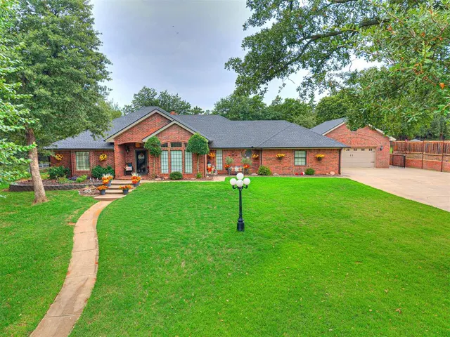 Front exterior — 3118 Shady Lane Drive, Anadarko, OK 73005