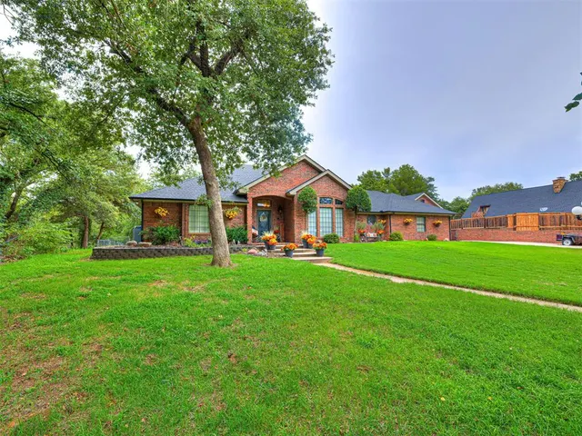 Photo 4 — 3118 Shady Lane Drive, Anadarko, OK 73005