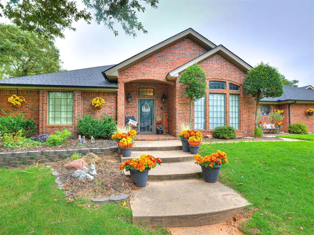 Photo 9 — 3118 Shady Lane Drive, Anadarko, OK 73005