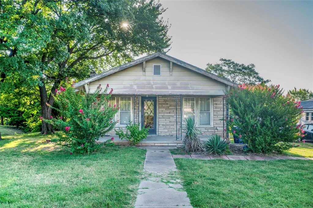 Photo 3 — 802 Bennett Boulevard, Chandler, OK 74834