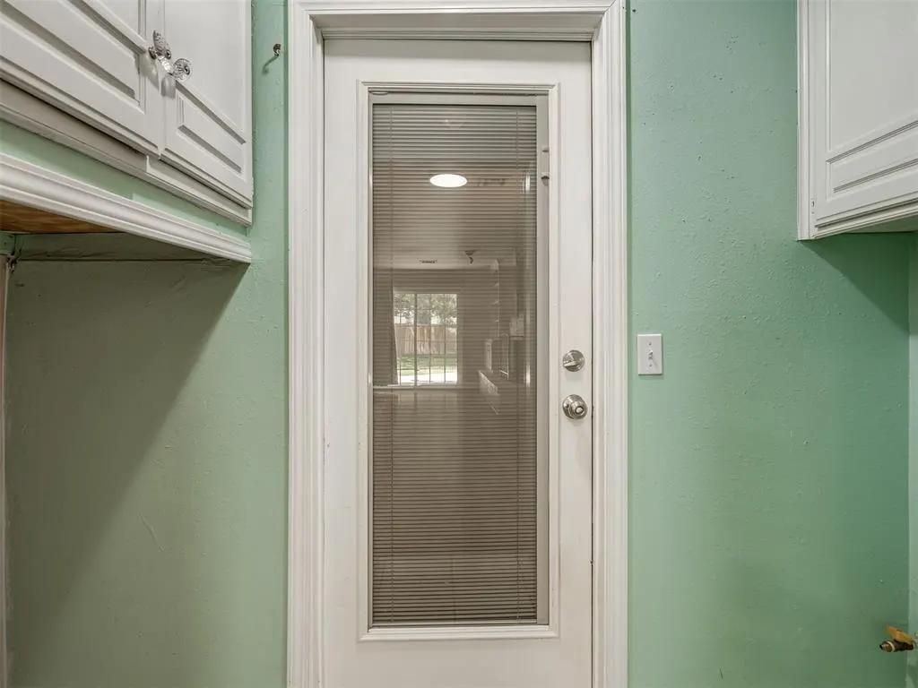 Photo 21 — 625 Hawthorne Place, Edmond, OK 73003