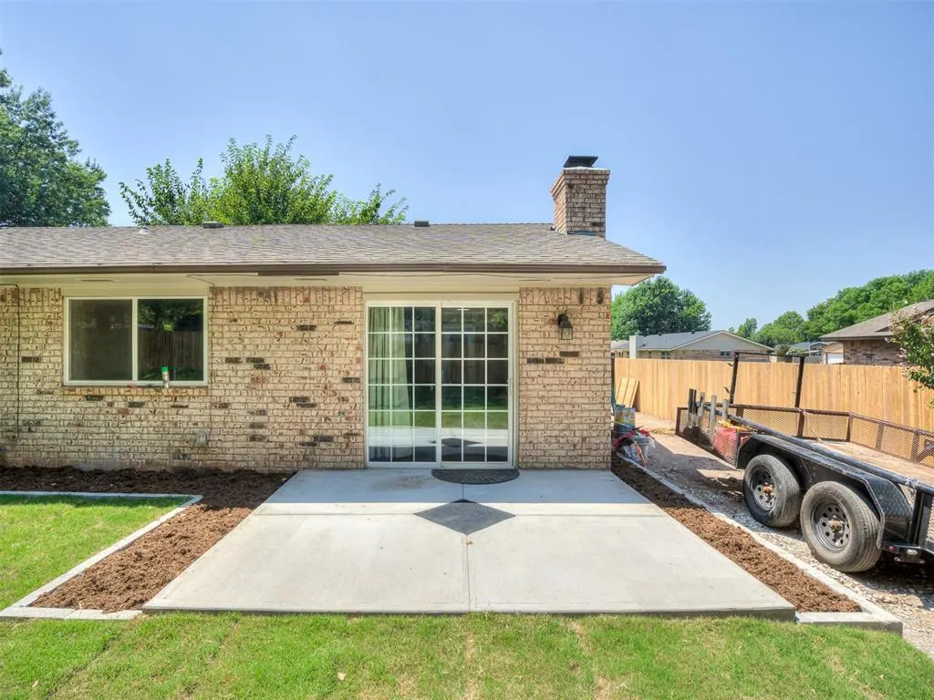Photo 37 — 625 Hawthorne Place, Edmond, OK 73003