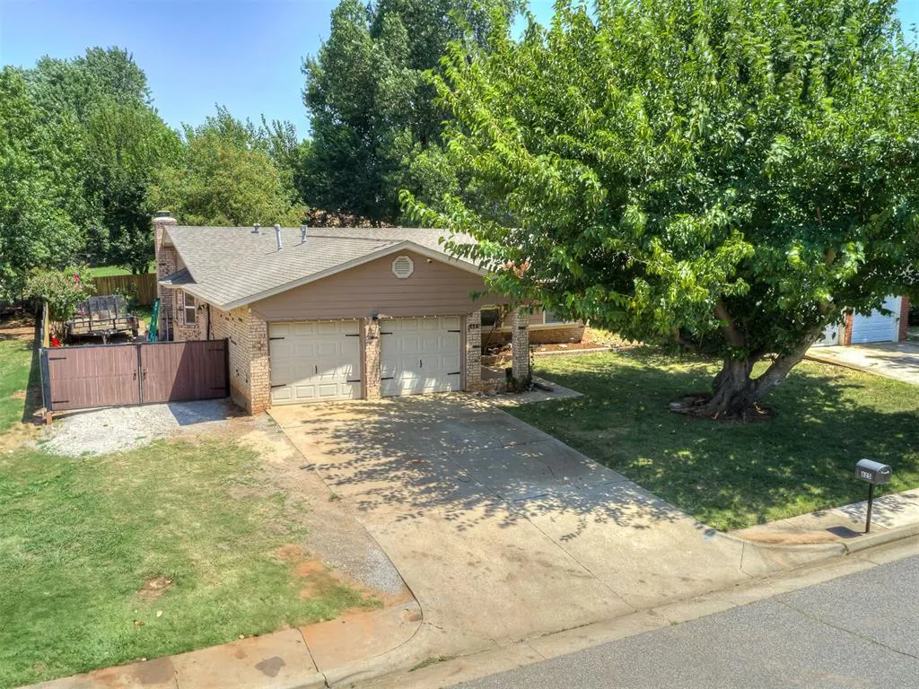 Photo 40 — 625 Hawthorne Place, Edmond, OK 73003