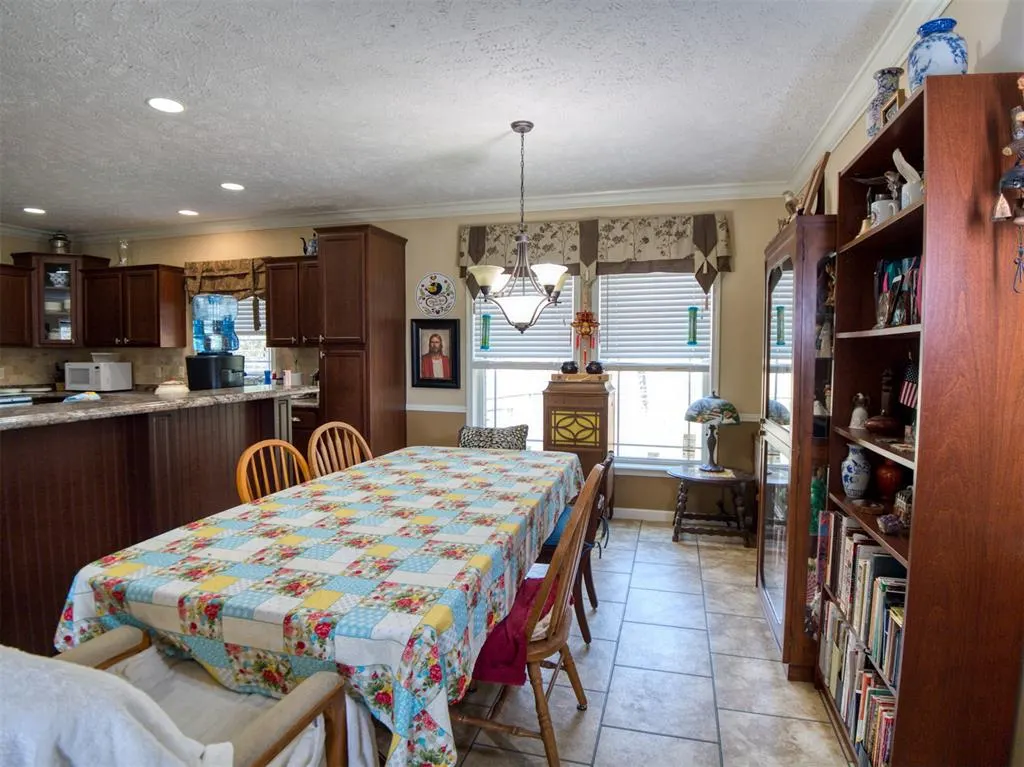 Photo 21 — 36371 Anderson Rd., Macomb, OK 74852