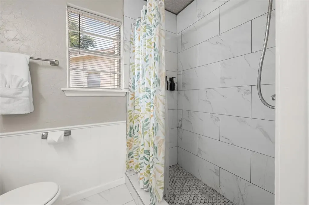 Photo 15 — 8404 Candlewood Drive, Oklahoma City, OK 73132