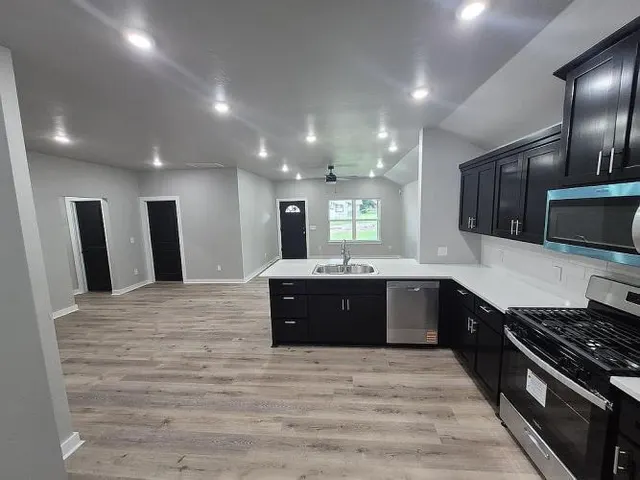 Photo 5 — 1529 NE EUCLID Street, Oklahoma City, OK 73117