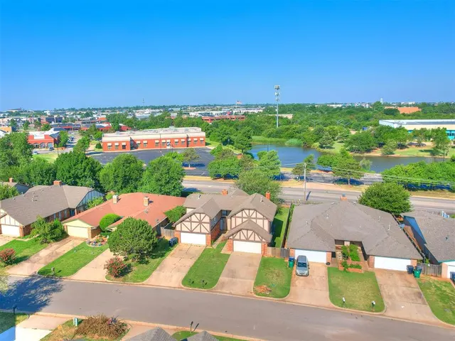 Photo 6 — 9011 N Rockwell Drive, Oklahoma City, OK 73132