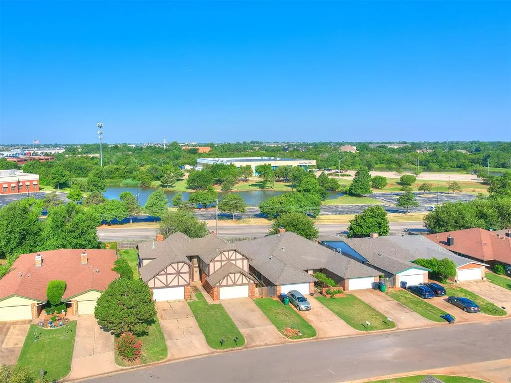 Photo 7 — 9011 N Rockwell Drive, Oklahoma City, OK 73132