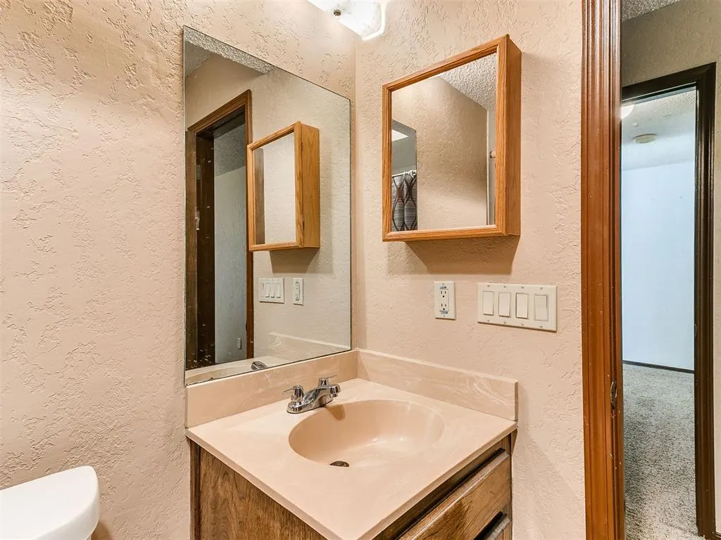 Photo 35 — 9011 N Rockwell Drive, Oklahoma City, OK 73132