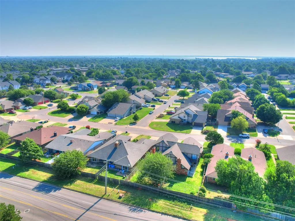 Photo 38 — 9011 N Rockwell Drive, Oklahoma City, OK 73132