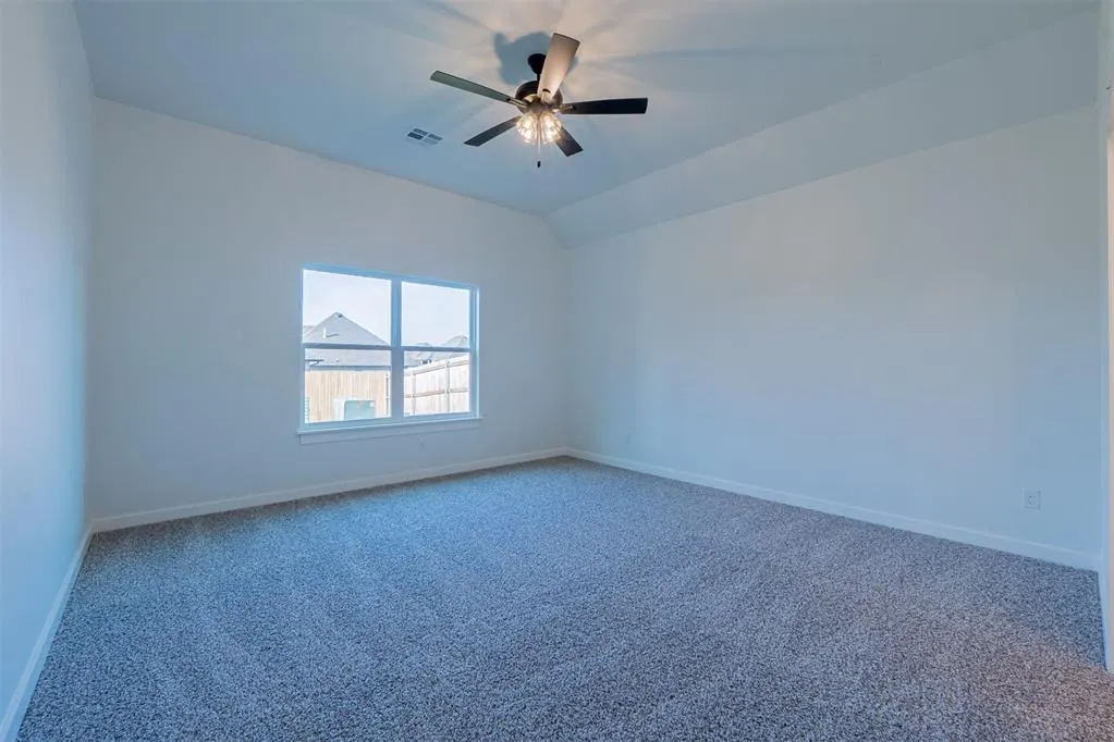 Photo 17 — 11621 SW 58th Street, Mustang, OK 73064