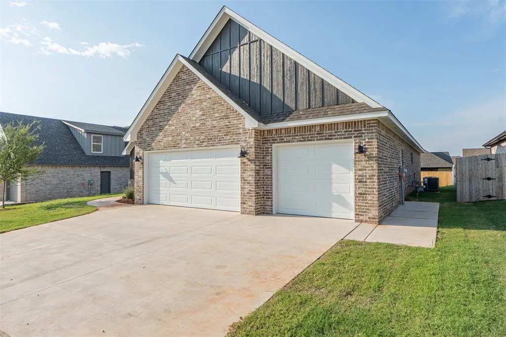 Photo 30 — 11621 SW 58th Street, Mustang, OK 73064