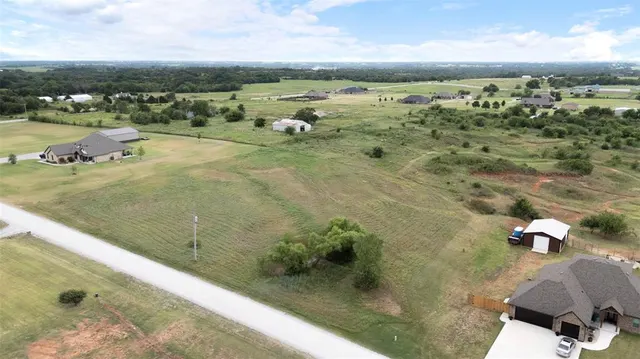 Photo 2 — 21850 201st Street, Purcell, OK 73080