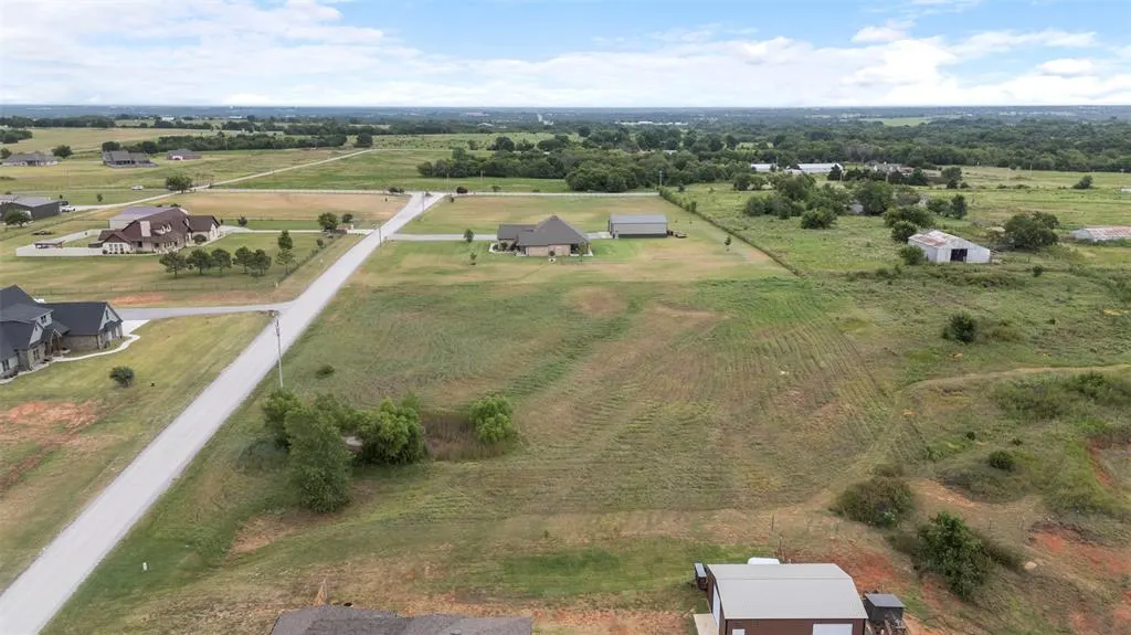 Photo 3 — 21850 201st Street, Purcell, OK 73080