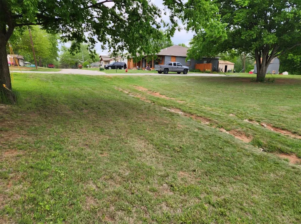 Photo 2 — 200 E Van Buren Street, Purcell, OK 73080