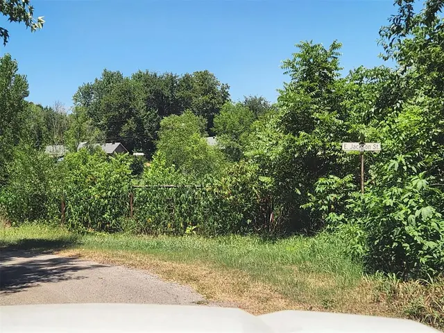 Photo 6 — 200 E Van Buren Street, Purcell, OK 73080