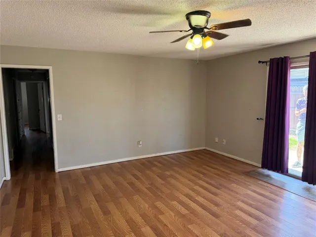 Photo 6 — 2201 N Mueller Avenue, Bethany, OK 73008
