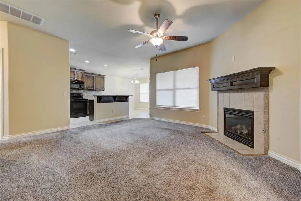 Photo 6 — 8113 Waters Edge Way, Oklahoma City, OK 73135