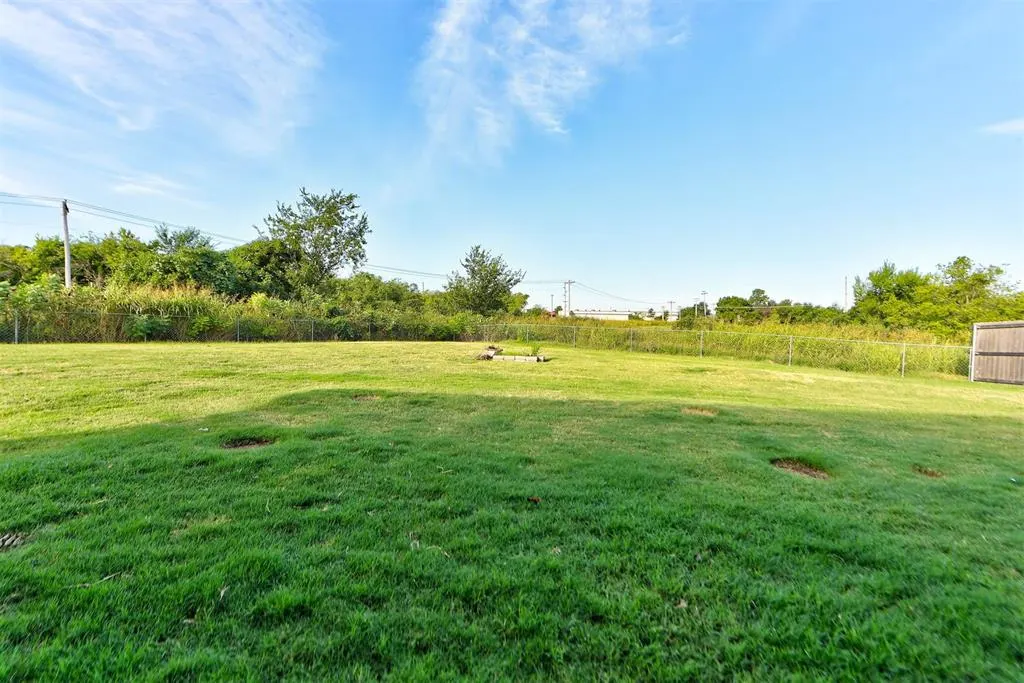Photo 46 — 8113 Waters Edge Way, Oklahoma City, OK 73135