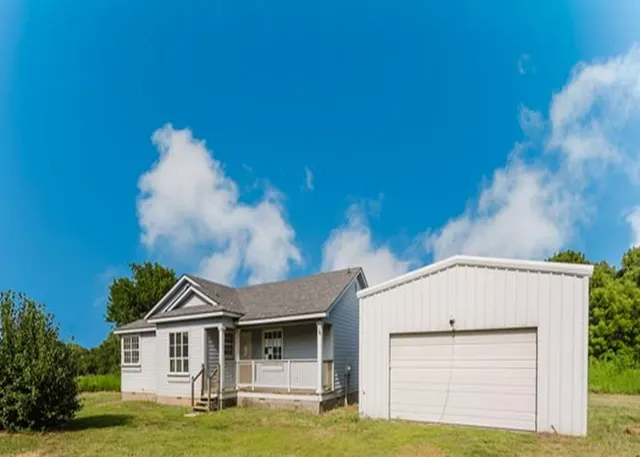 Photo 3 — 13700 N Anderson Road, Jones, OK 73049