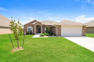 Sold home at 902 SE 17 Terrace