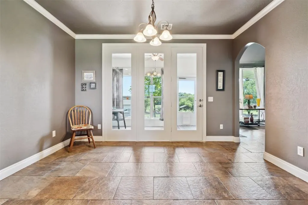 Photo 16 — 4400 Shoreline Drive, Norman, OK 73026