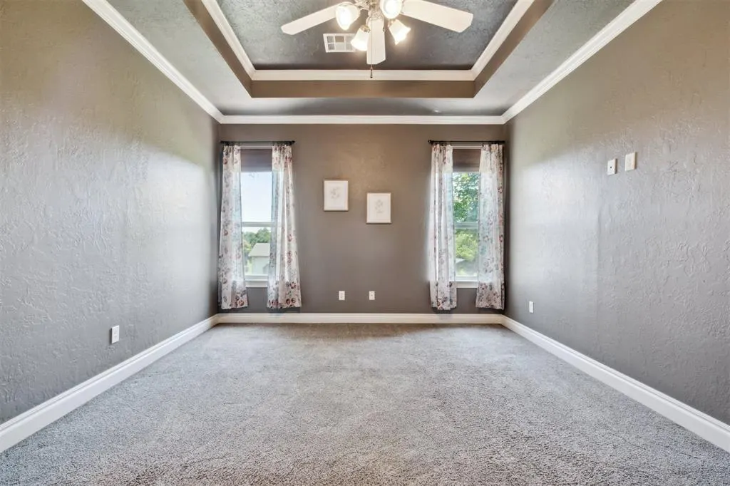 Photo 18 — 4400 Shoreline Drive, Norman, OK 73026