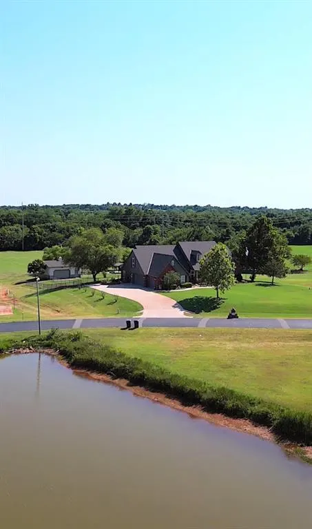 Photo 4 — 4400 Shoreline Drive, Norman, OK 73026