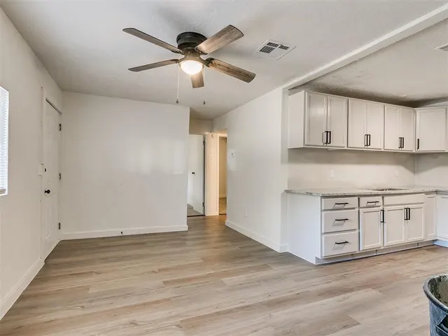 Photo 4 — 6111 Jacks Avenue, Oklahoma City, OK 73149