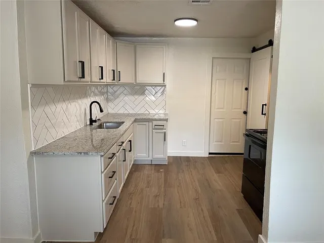 Photo 8 — 6111 Jacks Avenue, Oklahoma City, OK 73149