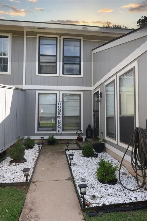 Photo 4 — 4611 Hemlock Lane, Oklahoma City, OK 73162