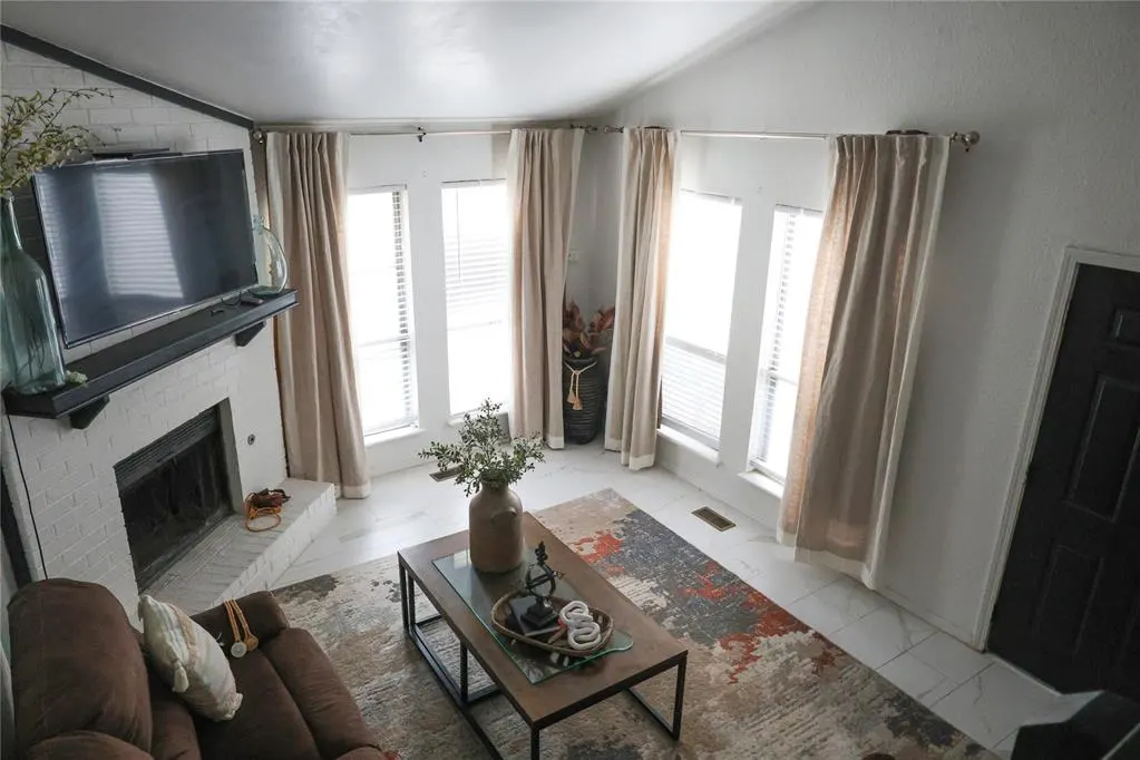 Photo 9 — 4611 Hemlock Lane, Oklahoma City, OK 73162