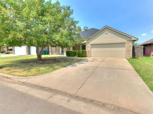 Photo 2 — 5717 SE 86th Street, Del City, OK 73135