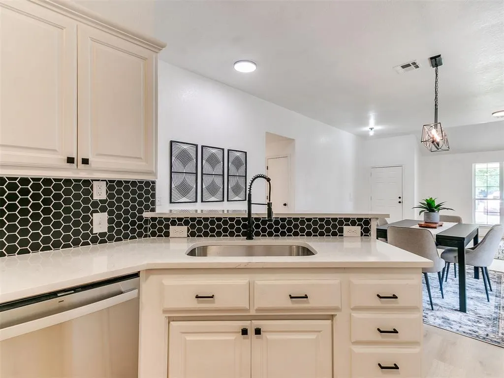 Photo 24 — 5717 SE 86th Street, Del City, OK 73135