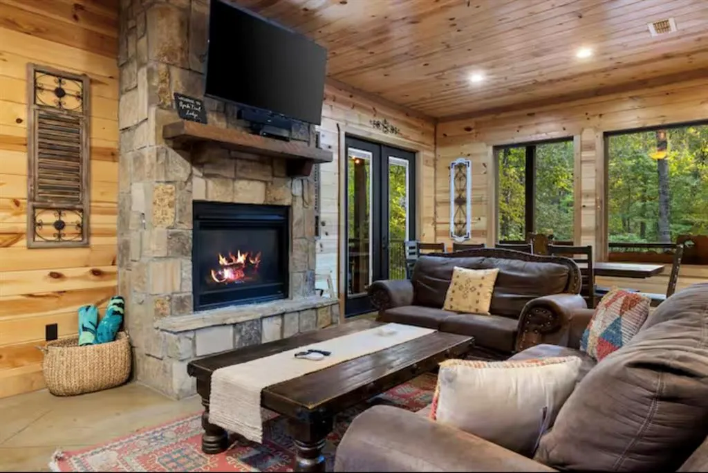 Photo 3 — 132 Mangrove Road, Broken Bow, OK 74728