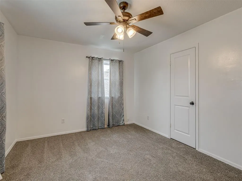 Photo 17 — 8429 Arlington Drive, Oklahoma City, OK 73132