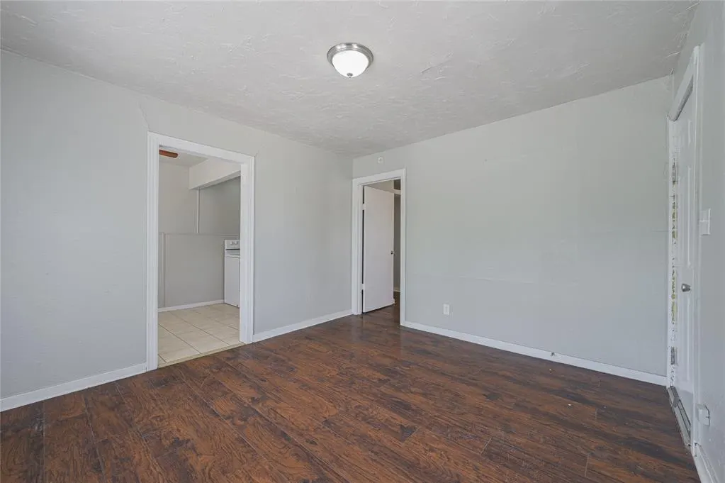 Photo 8 — 3713 S Oklahoma Avenue, Oklahoma City, OK 73129