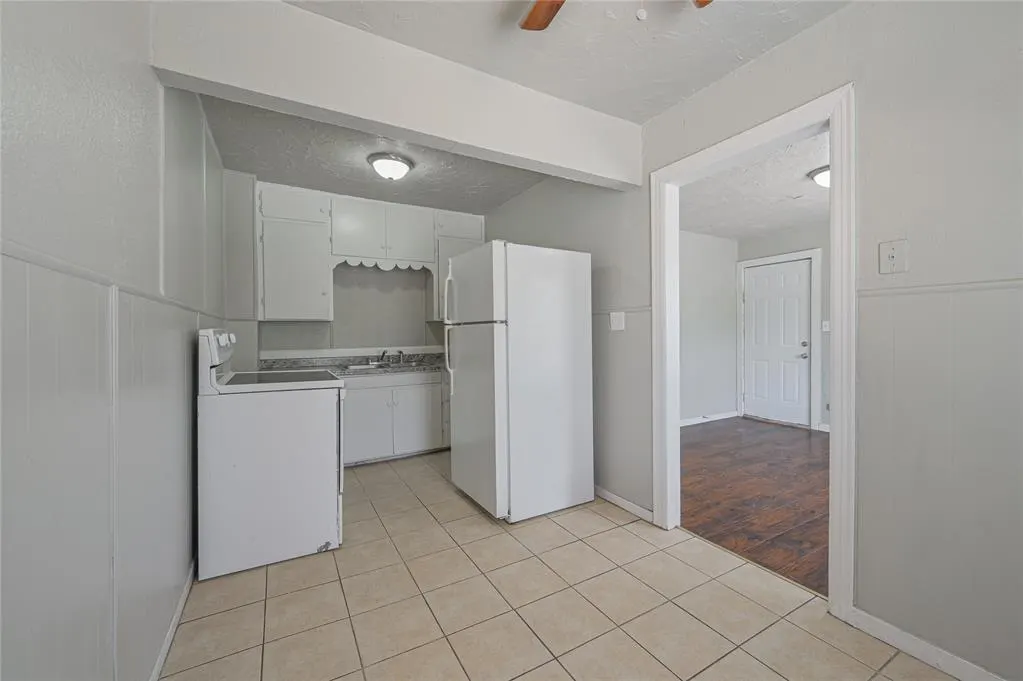 Photo 14 — 3713 S Oklahoma Avenue, Oklahoma City, OK 73129