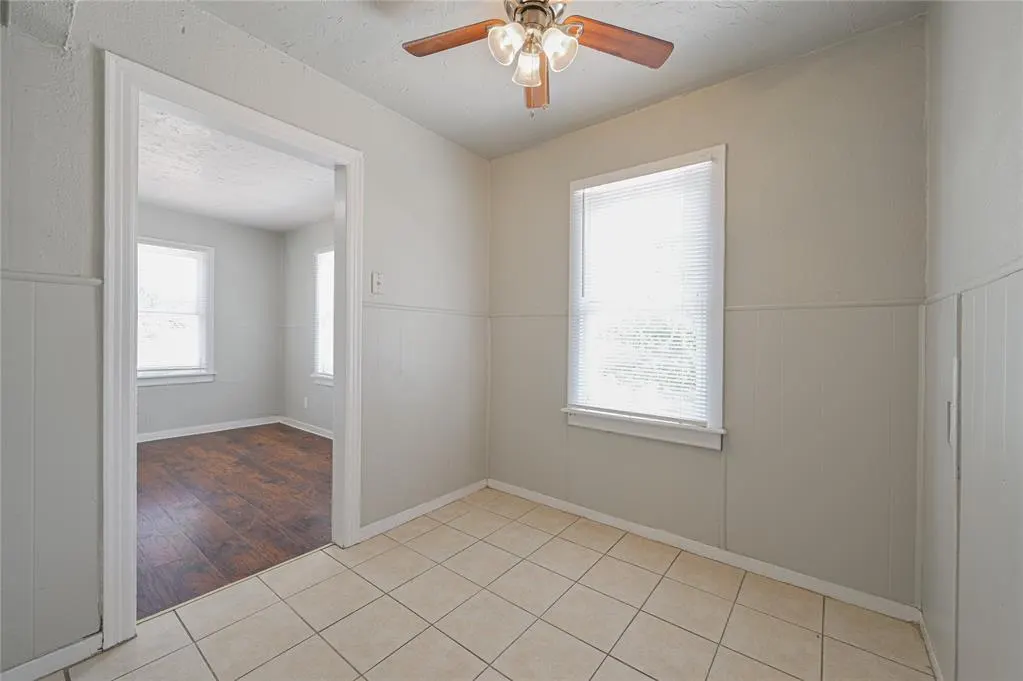 Photo 18 — 3713 S Oklahoma Avenue, Oklahoma City, OK 73129