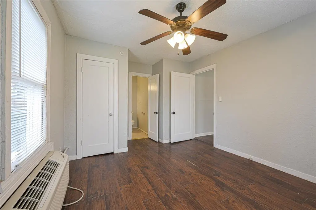 Photo 19 — 3713 S Oklahoma Avenue, Oklahoma City, OK 73129