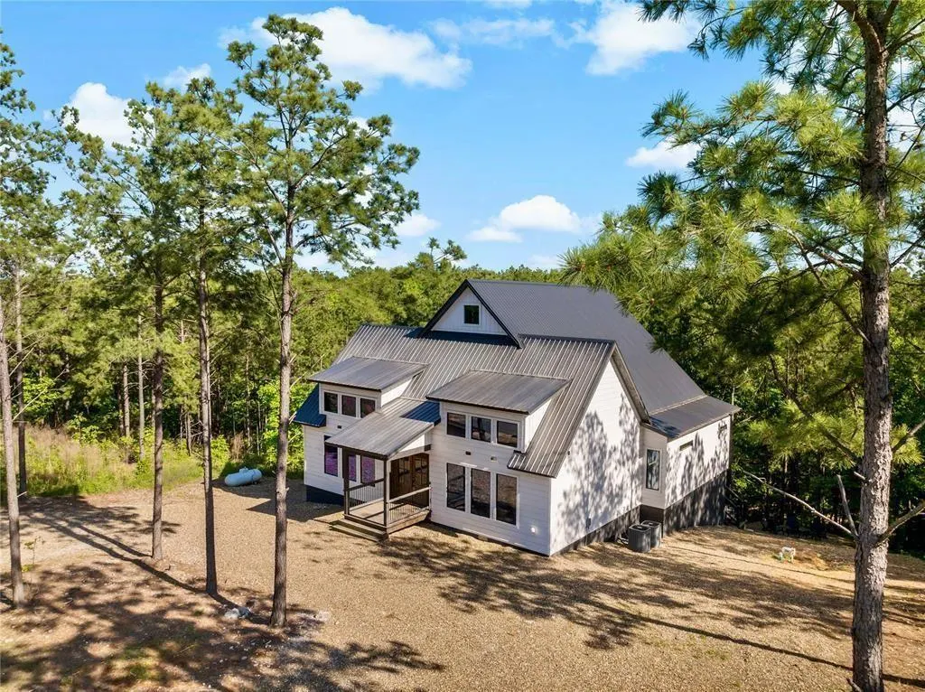 Photo 3 — 62 Locust Grove Trail, Broken Bow, OK 74728