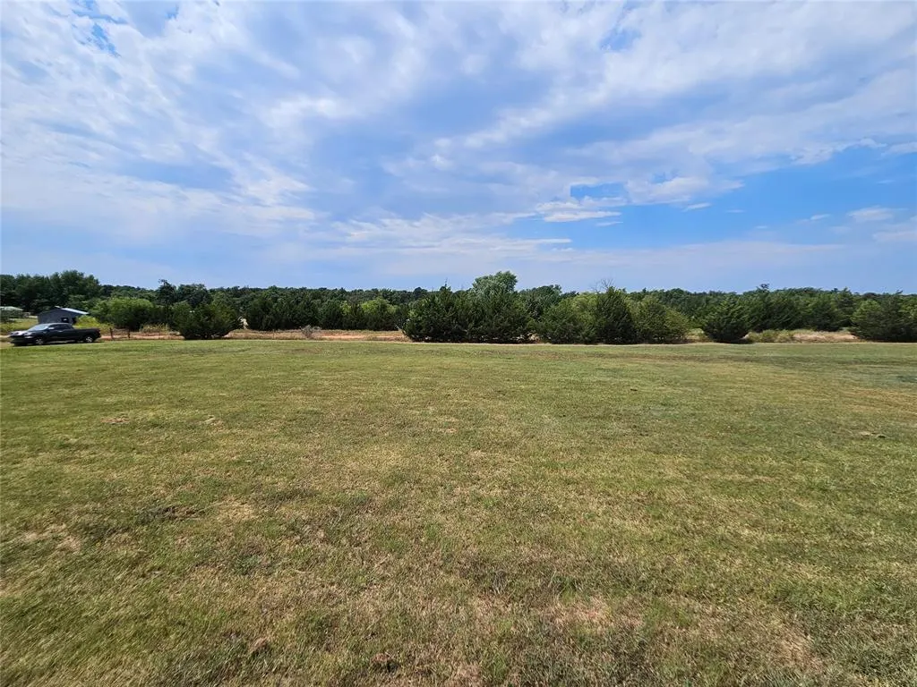 Photo 4 — 227 Terry Lane, McLoud, OK 74851