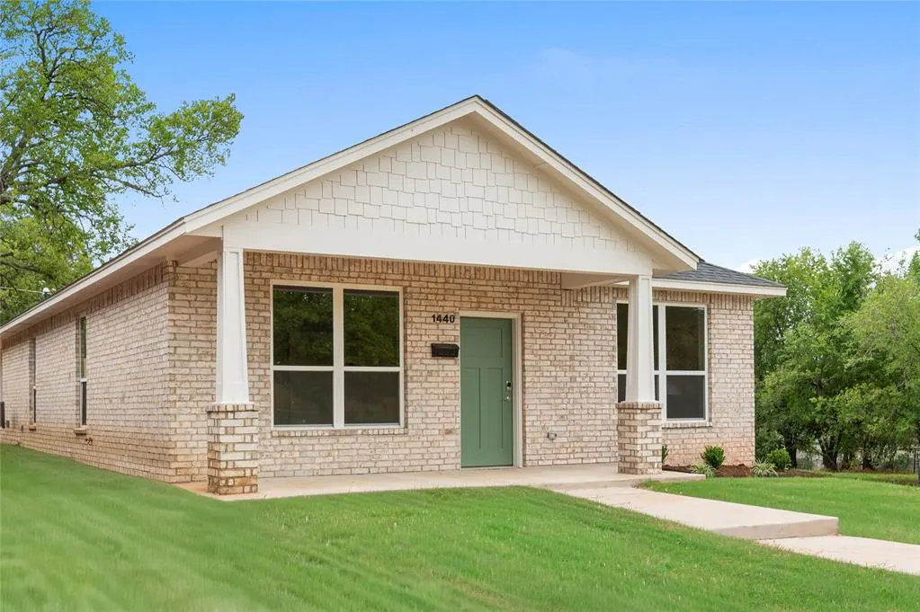 Photo 2 — 1440 NE 11 Street, Oklahoma City, OK 73117